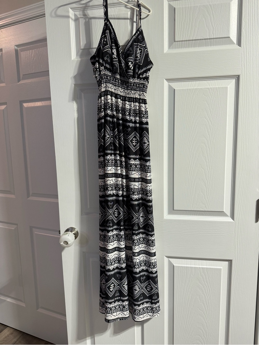 Black & White Printed Maxi Dress - Classic Summer Style